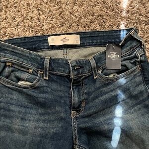 NWT Hollister Juniors Dark Wash Jeans
